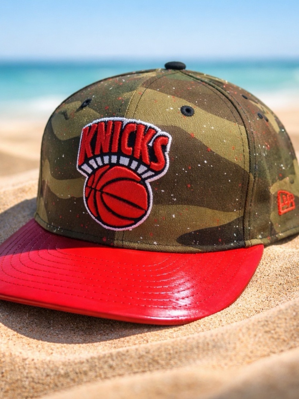 New Era & 59Fifty Knicks Camo Fitted Brim Hat 7 3/8